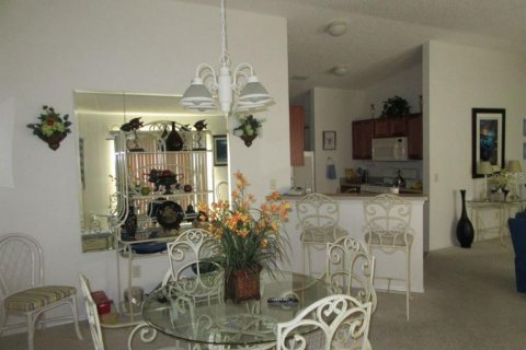 Casa en venta en The Villages, Florida, 2 dormitorios, 110.37 m2 № 1792061 - foto 5
