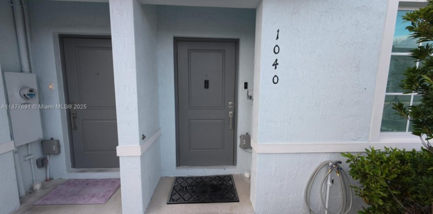 Touwnhouse à Florida City, Floride 3 chambres, 132.39 m2 № 1922817