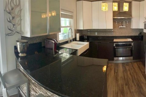 Copropriété à vendre à Saint Petersburg, Floride: 2 chambres, 99.5 m2 № 1615846 - photo 12