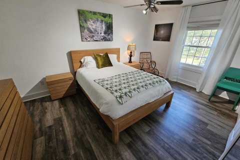 Condo in Saint Petersburg, Florida, 2 bedrooms  № 1615846 - photo 18