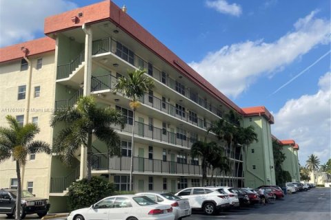 Condominio en venta en Fort Lauderdale, Florida, 2 dormitorios, 86.21 m2 № 1707738 - foto 26