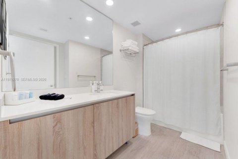 Copropriété à vendre à Miami, Floride: 1 chambre, 71.81 m2 № 2046458 - photo 16