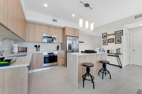 Copropriété à vendre à Miami, Floride: 1 chambre, 71.81 m2 № 2046458 - photo 13
