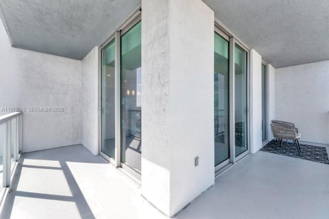 Copropriété à vendre à Miami, Floride: 1 chambre, 71.81 m2 № 2046458 - photo 25