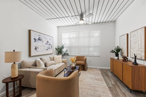 Copropriété à vendre à Tampa, Floride: 1 chambre, 73.3 m2 № 2396147 - photo 2