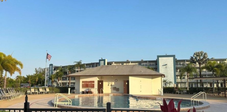 Condo in Boca Raton, Florida, 2 bedrooms № 1135487