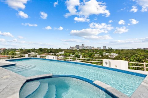 Condominio en venta en Fort Lauderdale, Florida, 3 dormitorios, 284.65 m2 № 860358 - foto 1