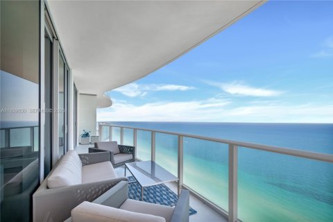 Condominio en venta en Hollywood, Florida, 3 dormitorios, 162.76 m2 № 1996762 - foto 9