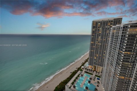 Condominio en venta en Hollywood, Florida, 3 dormitorios, 162.76 m2 № 1996762 - foto 27