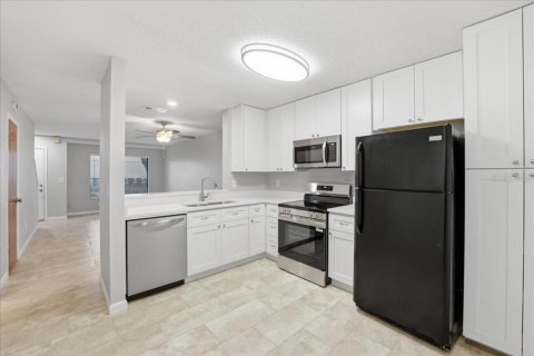 Touwnhouse à louer à Winter Park, Floride: 2 chambres, 89.19 m2 № 2396808 - photo 6
