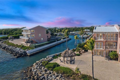 Townhouse in Key Largo, Florida 3 bedrooms, 197.6 sq.m. № 1481729 - photo 29