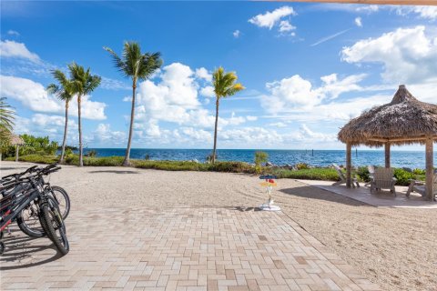 Townhouse in Key Largo, Florida 3 bedrooms, 197.6 sq.m. № 1481729 - photo 4