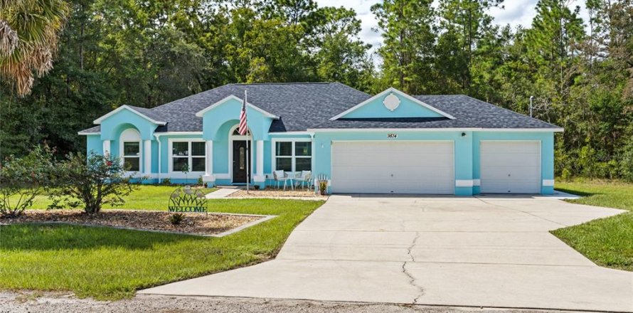 Villa ou maison à Citrus Springs, Floride 4 chambres, 207.54 m2 № 1910811
