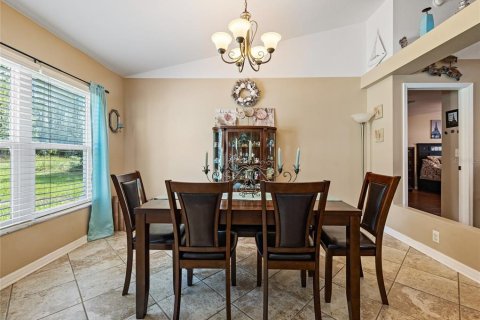 House in Citrus Springs, Florida 4 bedrooms, 207.54 sq.m. № 1910811 - photo 25