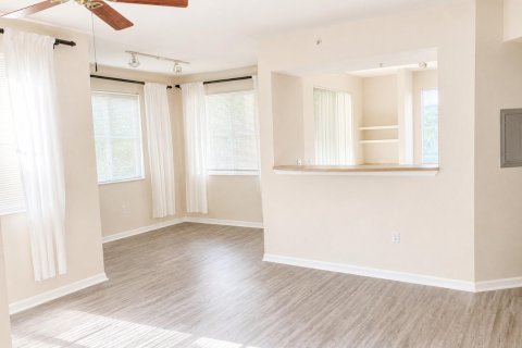 Condominio en venta en Palm Beach Gardens, Florida, 2 dormitorios, 124.95 m2 № 2078694 - foto 2