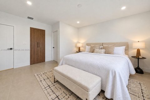 Casa en venta en Hollywood, Florida, 4 dormitorios, 183.02 m2 № 2382048 - foto 27