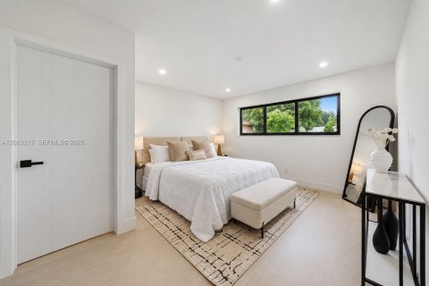 Casa en venta en Hollywood, Florida, 4 dormitorios, 183.02 m2 № 2382048 - foto 26