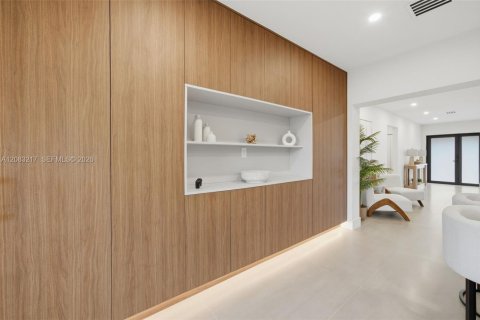 Casa en venta en Hollywood, Florida, 4 dormitorios, 183.02 m2 № 2382048 - foto 25