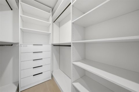 Casa en venta en Hollywood, Florida, 4 dormitorios, 183.02 m2 № 2382048 - foto 29