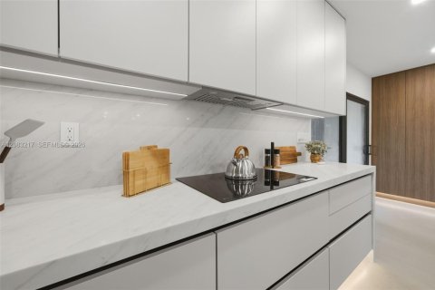 Casa en venta en Hollywood, Florida, 4 dormitorios, 183.02 m2 № 2382048 - foto 20