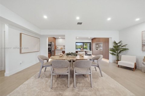 Casa en venta en Hollywood, Florida, 4 dormitorios, 183.02 m2 № 2382048 - foto 11