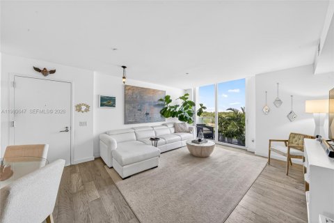 Copropriété à vendre à Miami, Floride: 1 chambre, 67.63 m2 № 2244749 - photo 12