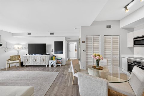 Condo à Miami, Floride, 1 chambre № 2244749