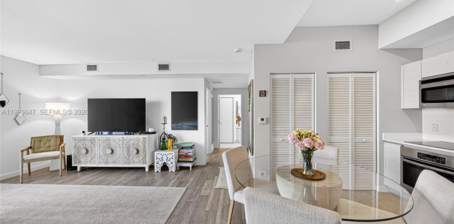 Condo à Miami, Floride, 1 chambre № 2244749