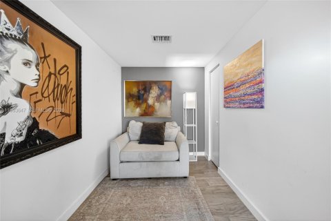 Copropriété à vendre à Miami, Floride: 1 chambre, 67.63 m2 № 2244749 - photo 20