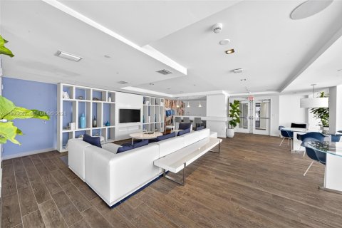 Copropriété à vendre à Miami, Floride: 1 chambre, 67.63 m2 № 2244749 - photo 24