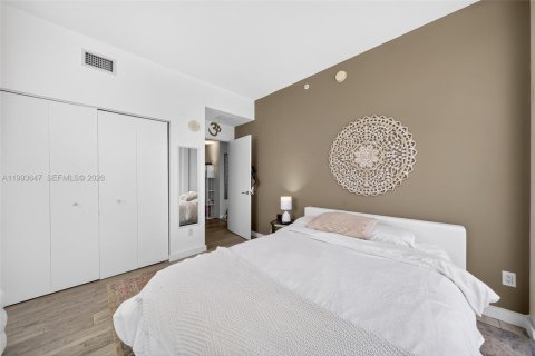 Copropriété à vendre à Miami, Floride: 1 chambre, 67.63 m2 № 2244749 - photo 16