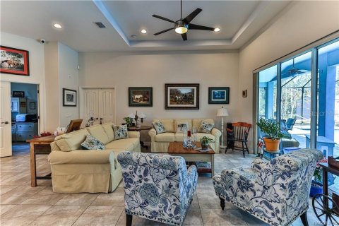 House in Beverly Hills, Florida 4 bedrooms, 274.99 sq.m. № 1522625 - photo 17