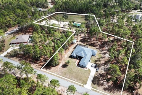 House in Beverly Hills, Florida 4 bedrooms, 274.99 sq.m. № 1522625 - photo 29