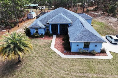House in Beverly Hills, Florida 4 bedrooms, 274.99 sq.m. № 1522625 - photo 1