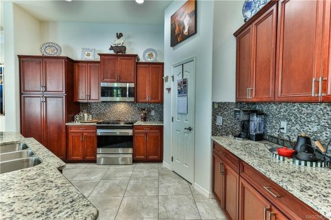 House in Beverly Hills, Florida 4 bedrooms, 274.99 sq.m. № 1522625 - photo 15