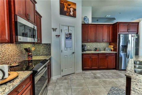House in Beverly Hills, Florida 4 bedrooms, 274.99 sq.m. № 1522625 - photo 11