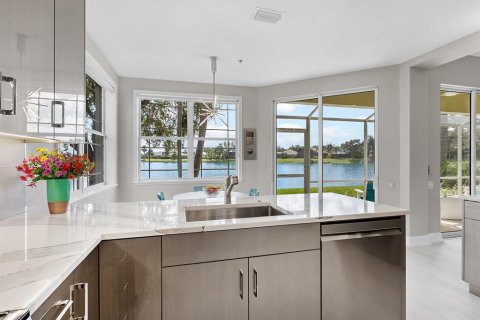 Copropriété à vendre à Lakewood Ranch, Floride: 3 chambres, 184.23 m2 № 2427515 - photo 10
