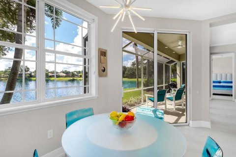 Copropriété à vendre à Lakewood Ranch, Floride: 3 chambres, 184.23 m2 № 2427515 - photo 13