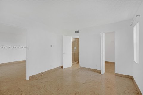 Купить кондоминиум в Санрайз, Флорида 2 спальни, 74.32м2, № 1985924 - фото 22