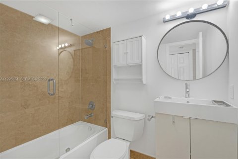 Купить кондоминиум в Санрайз, Флорида 2 спальни, 74.32м2, № 1985924 - фото 30