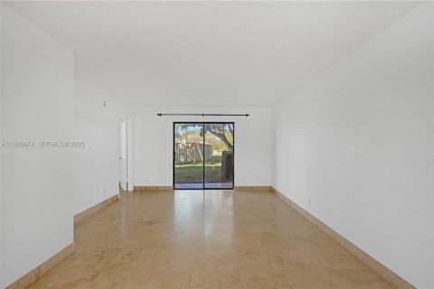 Купить кондоминиум в Санрайз, Флорида 2 спальни, 74.32м2, № 1985924 - фото 16