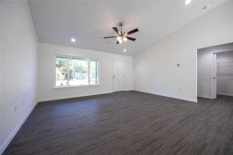 Casa en venta en Silver Springs Shores, Florida, 3 dormitorios, 127.37 m2 № 1427823 - foto 8