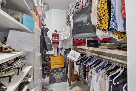 Copropriété à vendre à Aventura, Floride: 2 chambres, 105.72 m2 № 1994268 - photo 29