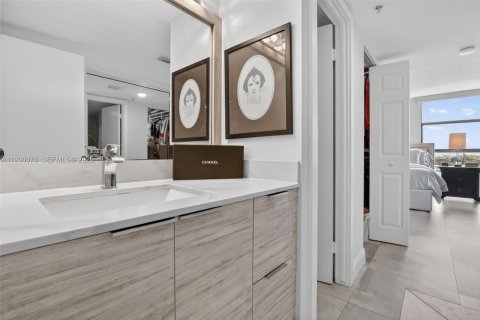 Copropriété à vendre à Aventura, Floride: 2 chambres, 105.72 m2 № 1994268 - photo 26