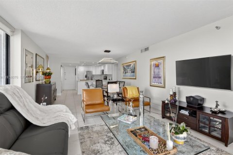 Copropriété à vendre à Aventura, Floride: 2 chambres, 105.72 m2 № 1994268 - photo 18