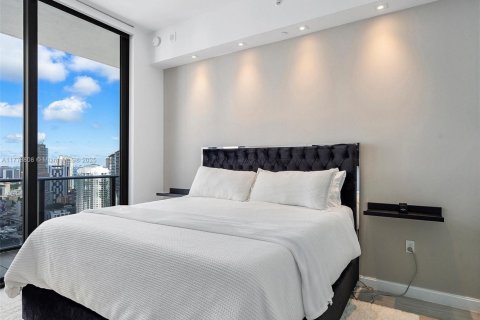 Condo in Miami, Florida, 3 bedrooms № 2037060 - photo 8