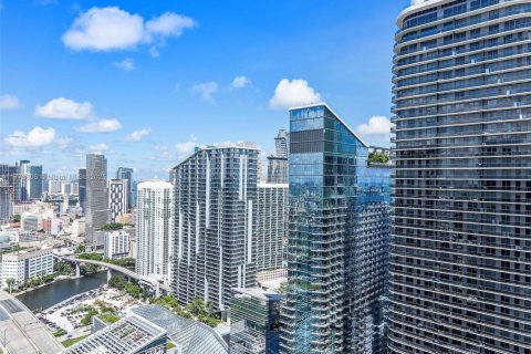 Condo in Miami, Florida, 3 bedrooms № 2037060 - photo 24