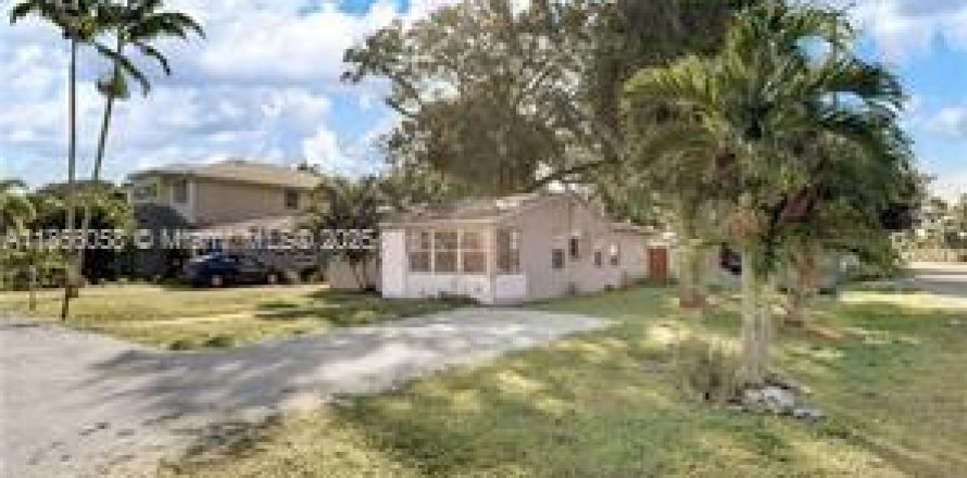 Villa ou maison à Fort Lauderdale, Floride 2 chambres, 92.07 m2 № 1880037