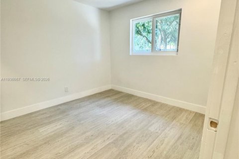 Immobilier commercial à vendre à Dania Beach, Floride: 197.7 m2 № 2078924 - photo 25