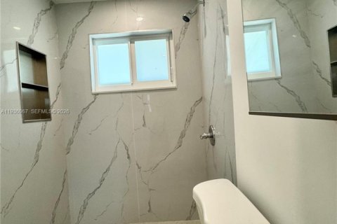 Immobilier commercial à vendre à Dania Beach, Floride: 197.7 m2 № 2078924 - photo 24